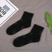 Load image into Gallery viewer, Skateboard Hip Hop Maple Leaf Socks
