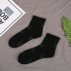Skateboard Hip Hop Maple Leaf Socks