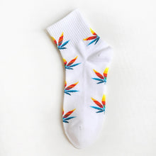 Load image into Gallery viewer, Skateboard Hip Hop Maple Leaf Socks