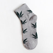 Load image into Gallery viewer, Skateboard Hip Hop Maple Leaf Socks
